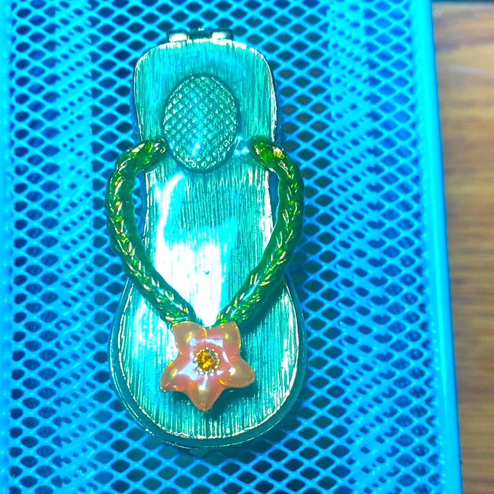 SALE🩴 Monet Vintage Flip Flop Hinged Metal Trinket Box 🩴Enamel with Rhinestone🩴